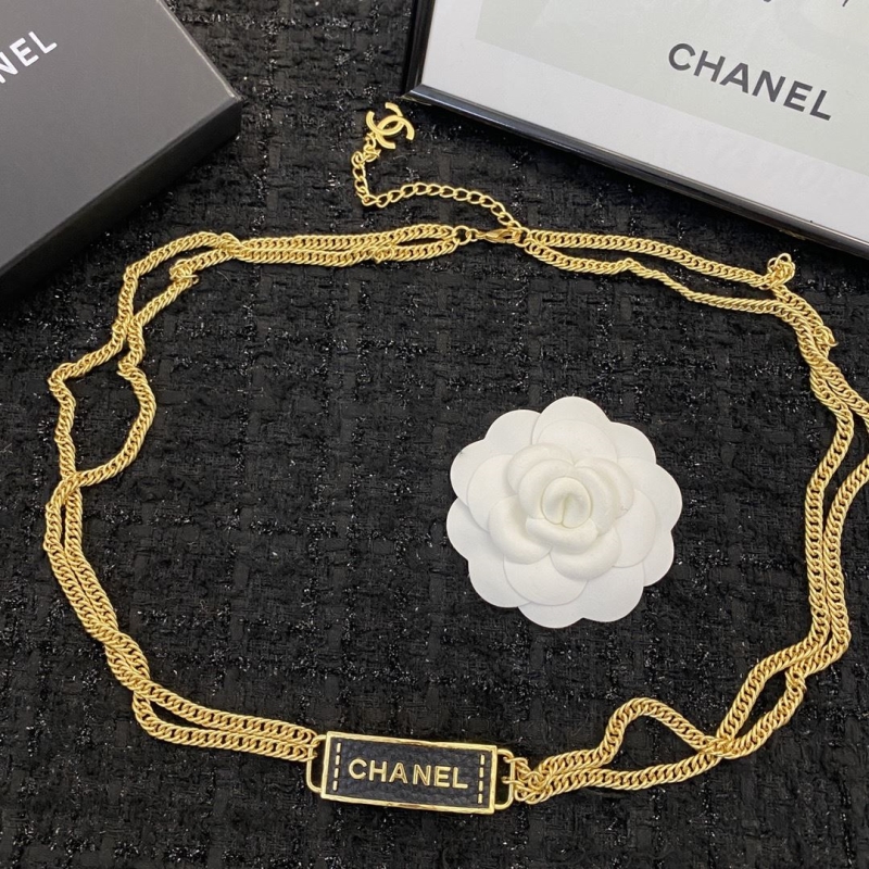 Ch**el waist chain